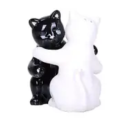 Cat - Magnetic Hugging Cats (Black & White) Salt & Pepper Shakers
