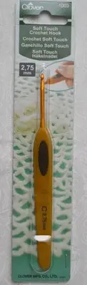 Clover Soft Touch Crochet Hook, Ideal Shape Handle, 2.75mm #1003