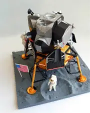 Handmade 1/72 1/48 Scale Apollo 11 Apollo Lunar Module Astronaut Model Scene Toy