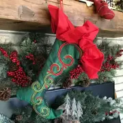 TWO'S COMPANY QUIRKY CHRISTMAS STOCKING CURLED TOE RUFFLED CUFF GREEN RED BEADED