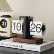 Practical Retro Flip Clock with Smooth Surface and Adjustable Time - Black