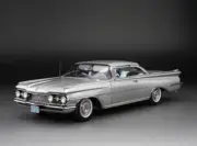 1:18 Oldsmobile 98 Hard Top 1959 silver Sun Star LUXURY GIFTS
