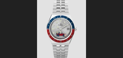 Timex x Peanuts Q TW2W83300 Red Car Snoopy Woodstock GMT 38mm Stainless Steel