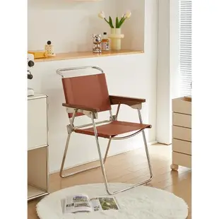 北歐復古餐椅家用現代簡約不銹鋼馬鞍皮折疊靠背椅網紅辦公扶手椅