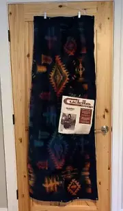 Vintage Biederlack Southwest Aztec Cuddle Wrap Blanket Artesia Zipper Snaps USA