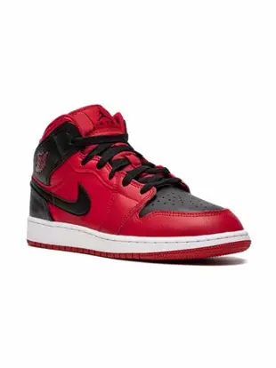 Air Jordan 1 Mid "Reverse Bred" sneakers