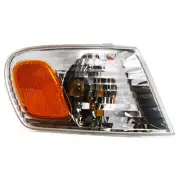 Corner Light For 2001-2002 Toyota Corolla Passenger Side Incandescent w/ Bulb (for: Toyota)