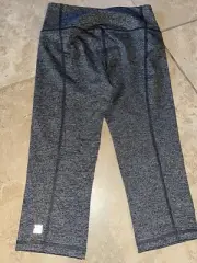 NWT VICTORIAS SECRET Sport VSX Knock out Cropped Capri Leggings Marbled Gray XS