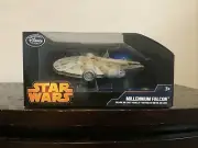 Disney Store Star Wars Deluxe Die-Cast Vehicle Millennium Falcon new in box