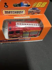 1998 MATCHBOX SUPERFAST #68 DENNIS SABRE FIRE TRUCK NEW IN BOX