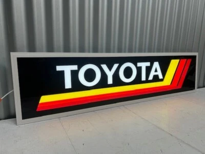 TOYOTA RETRO LOGO LIGHT UP PREMIUM FLAT HANGING SIGN LIGHT LED