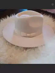 NEW! UO wool felt rancher cream hat
