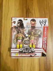 Mattel WWE Battle Pack Legends VS Superstars "Macho Man" Randy Savage vs CM Punk