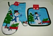 Set of "Tis the Season to Be Jolly" Oven Mitt & Potholders - Brand New w/Tags!!