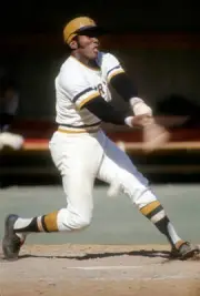 Manny Sanguillen Of The Pittsburgh Pirates Bats 4 Old Photo