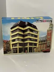 NEW KIBRI 8220 ALEXANDER HIGH RISE WITH RESTAURANT BUILDING 1:87 HO SCALE KIT