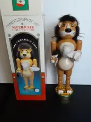 Wizard of Oz The Cowardly Lion Christmas Wooden Nutcracker 14" Tall Figure