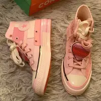 在飛比找Yahoo!奇摩拍賣優惠-Converse x Millie Bobby Brown 