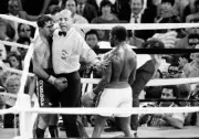 Australian Boxing Champion Jeff Fenech v Azumah Nelson No 11 OLD LARGE PHOTO