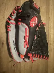 Rawlings Playmaker Series PM110GBS 11in Red And Black NEW