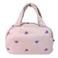 在飛比找momo購物網優惠-【agnes b.】ab heart 刺繡舖棉波士頓包(粉紫