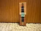 NYX Wonder Stick Highlight & Contour Stick color #WSR02 UNIVERSAL LIGHT