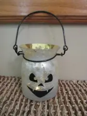 RARE NIB Yankee Candle Glass Jack O Lantern Tea Light Holder Lantern