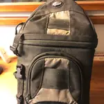 LOWEPRO SLINGSHOT 200 AV 彈弓手專業攝影包