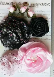 PINK & BLACK Mix Rose Buds Floral & Spot Organza 7 Flower Pk 15-70mm Manor House