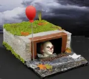PENNYWISE CLOWN IT DIORAMA~SEWER SCENE~EVIL HORROR~STEPHEN KING~HALLOWEEN~HAUNT
