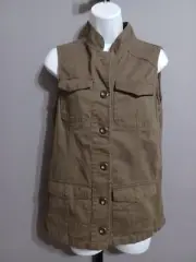 Daytrip top Olive Green NWT sleeveless button front pockets utility casual sz S