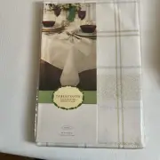 Tablecloth Oval 60” X 84” Gold Winter White Silver Plaid Holiday Sparkle