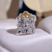 Pavé 0.16 Carat Round Brilliant Cut Diamond Nose Stud 18K Yellow Gold