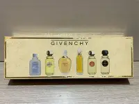 在飛比找Yahoo!奇摩拍賣優惠-紀梵希 GIVENCHY 收藏香水禮盒 紀梵希淡香水禮盒 紀