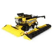 1/64 New Holland CR8.90 Tracked Combine with 2 Heads, 2018 Farm Show ERTL 13940