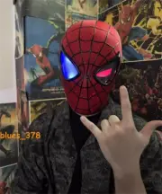 The Amazing Spider-Man Mask Headwear Light Up Movable Eyes Cosplay Helmet Toy