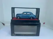 Trax 1:43 TR15D 1948 Holden 48/215 'FX' Sedan Calvert Blue Pearlescent - NEW