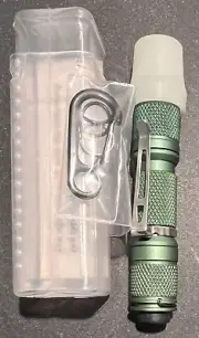 MARATAC CountyComm Back to Basics Flashlight Forest Green NEW