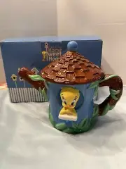 Tweety Bird Tree House Tea Pot Design Exclusively Warner Bros Studio Store 1998