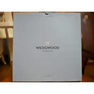 全新 英國皇家Wedgwood骨瓷盤 白色骨瓷大餐盤 典雅浮雕邊白色大瓷盤 23cm 27cm