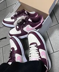 在飛比找Yahoo!奇摩拍賣優惠-Nike Air Force 1 情人節 櫻桃 FD4616