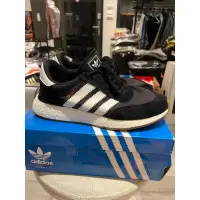 在飛比找蝦皮購物優惠-adidas iniki boost