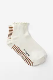 [Rubi] Rubi - The Perfect Pair Frill Rib Ankle 2Pk - Pearl/tan stripe OS PEARL/TAN STRIPE