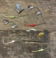 Create your own spinnerbait & buzzbait skirts at a "GREAT" price ! 4 Baits