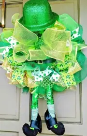 St Patricks Day Wreath XL Pre-Lit Leprechaun Deco Mesh Front Door Decor Lights