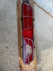NOS 1972-1977 FORD MERCURY COMET TAIL LIGHT LENS