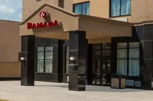 長島城華美達酒店Ramada by Wyndham Long Island City