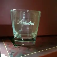 在飛比找蝦皮購物優惠-Ballantine's 百靈罈威士忌杯  Ballanti