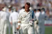 England batsman Alec Stewart walks back to the pavilion havin- Cricket Photo 1