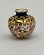 Rare 1930s Royal Crown Derby Miniature Vase – Imari Pattern, Hand-Painted Gold T